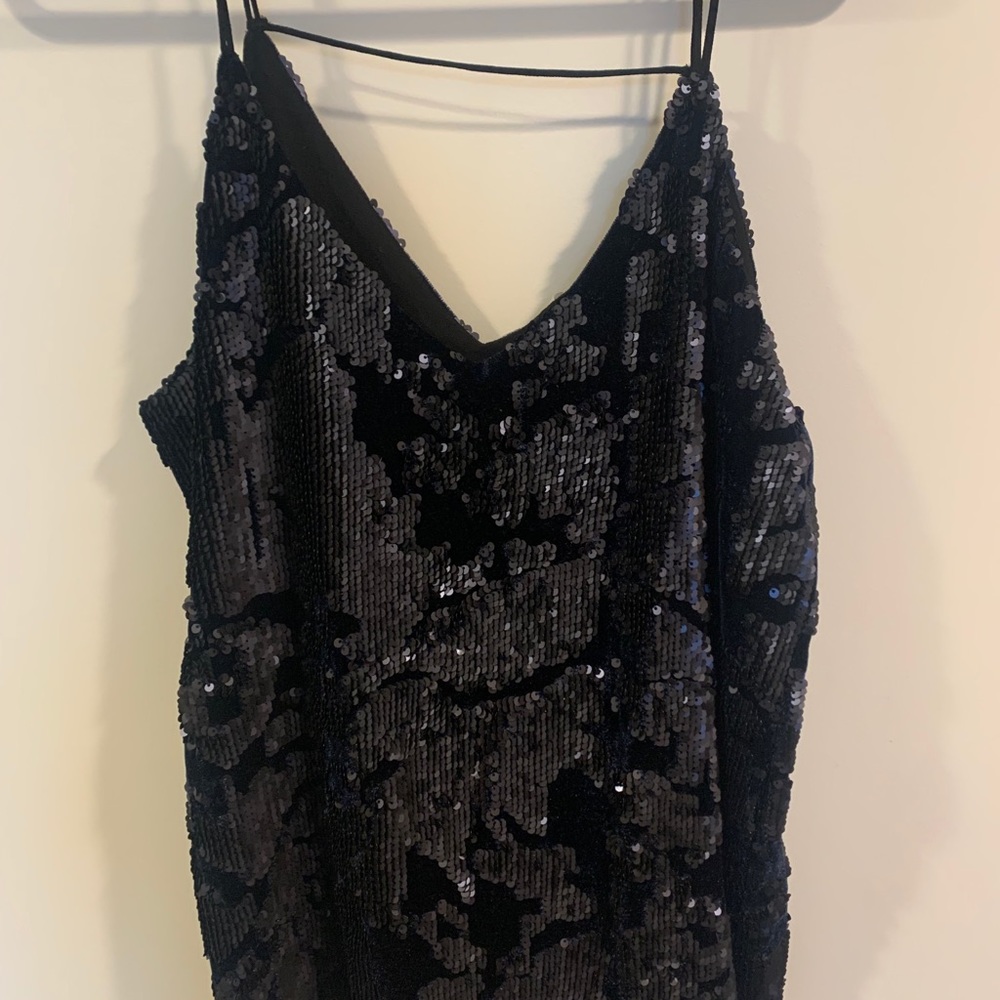Navy shimmer tank top